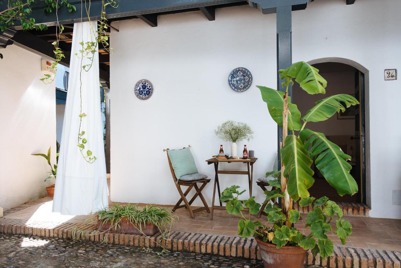 Aitana'S Retreat With Charming Garden Apartment Seville Exterior photo